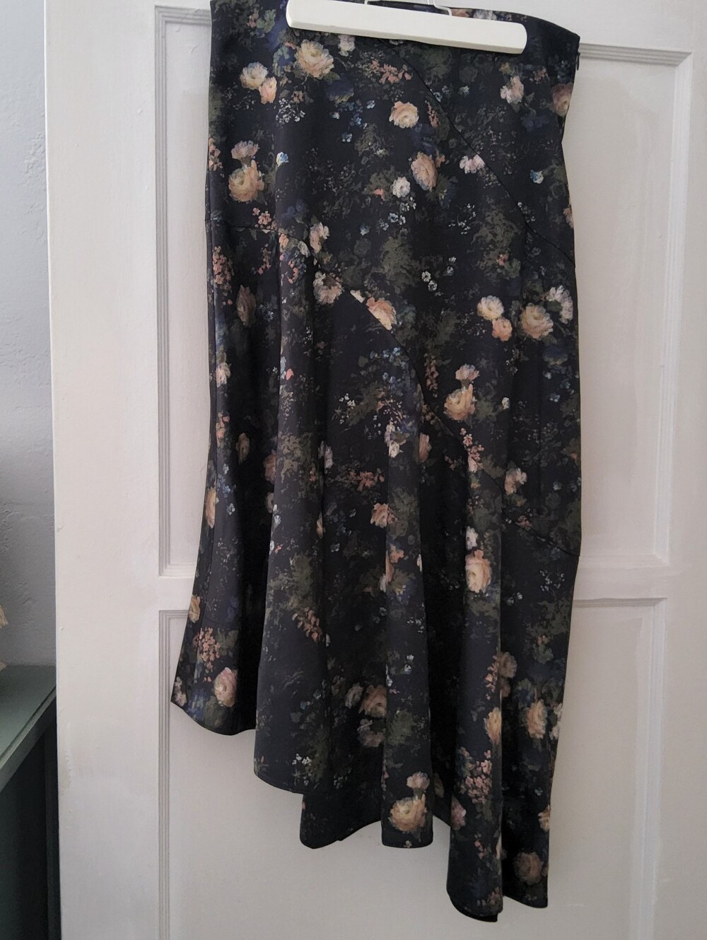 Vince - Silky Asymetrical Midi Skirt